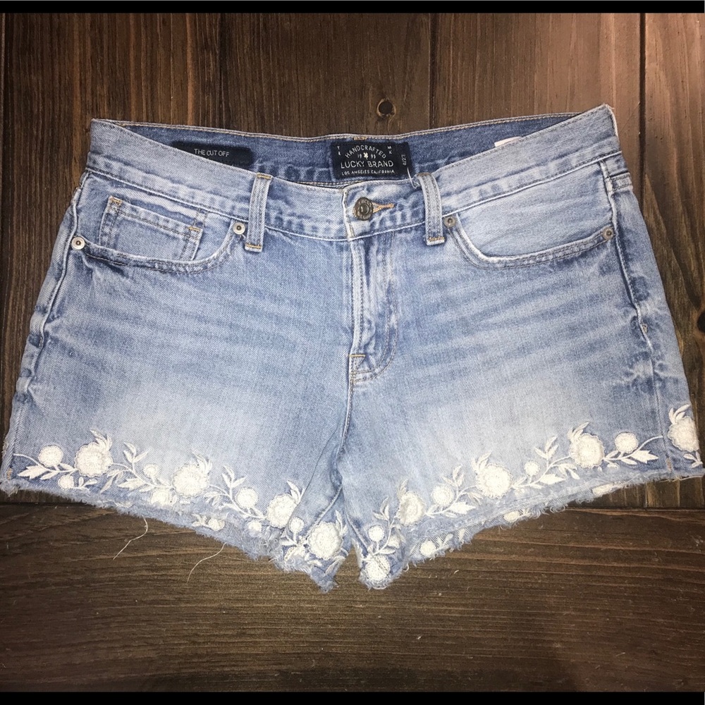 Women's Lucky Brand Shorts Embroidered Flowers